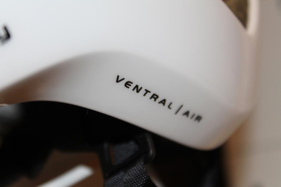 Poc Ventral Air helmet 2019 - 2.jpg