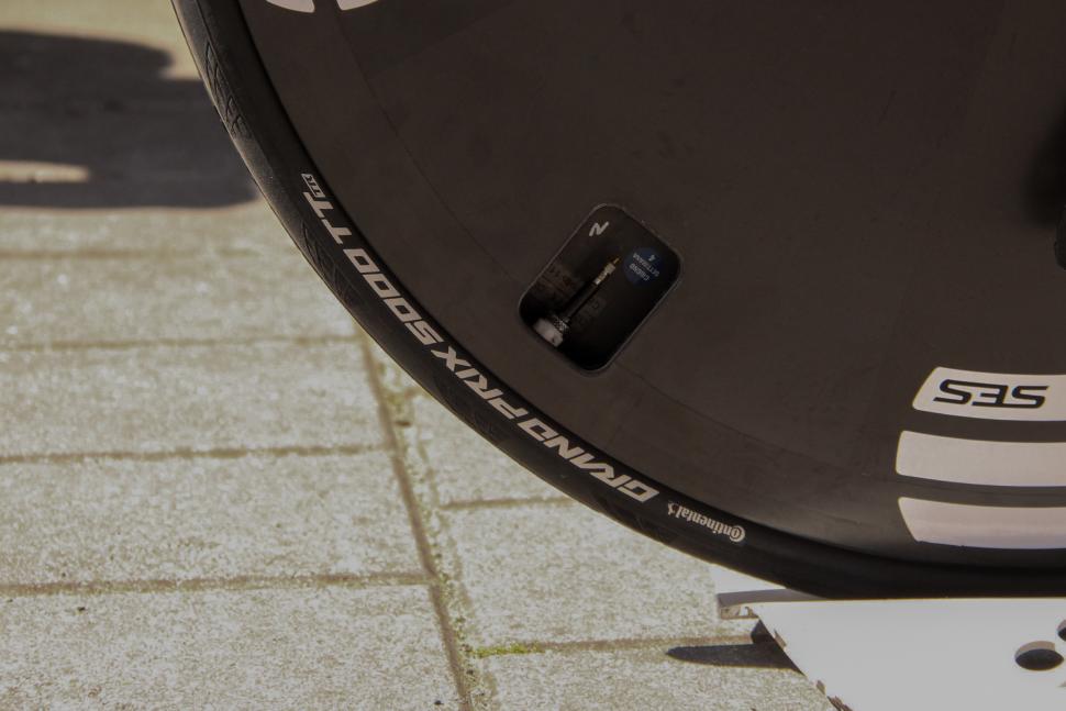 Pogacar Colnago TT1 time trial bike - rear tyre