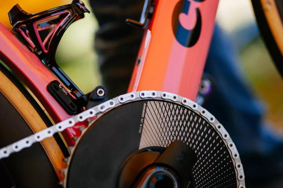 Primož Roglič cervelo-sram-crank
