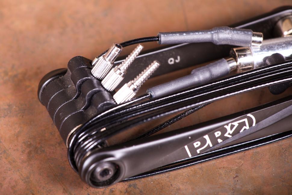 PRO Internal routing tool - detail 1.jpg