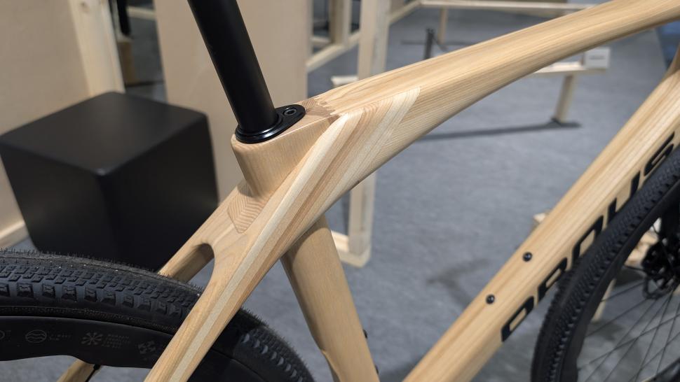 Eurobike 25: Ornus wooden gravel bike