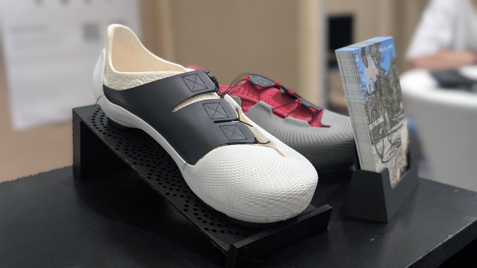 Eurobike 25: Hezo gravel shoes