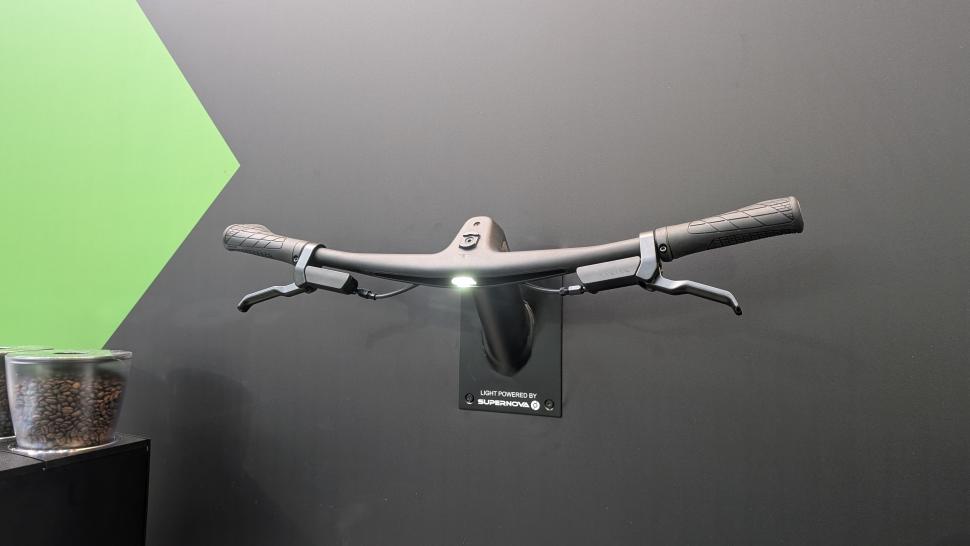 Eurobike 25: Canyon bars