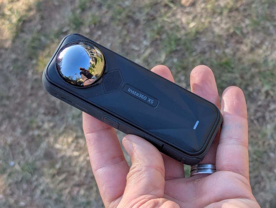 20205 Insta360 X5 Action Camera - with ND filter