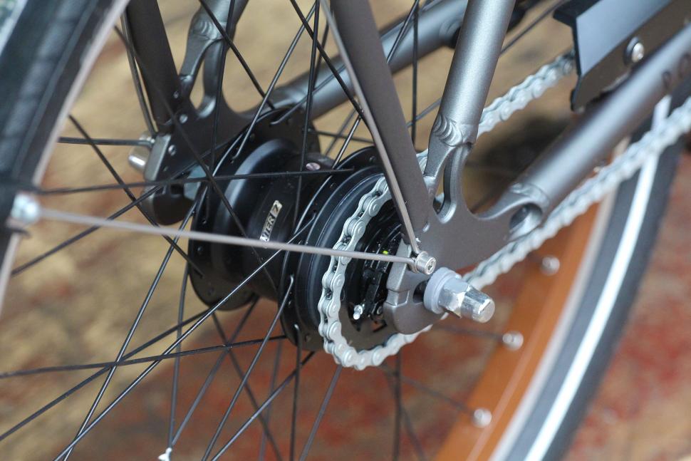 Raleigh Roundsman - rear hub.jpg