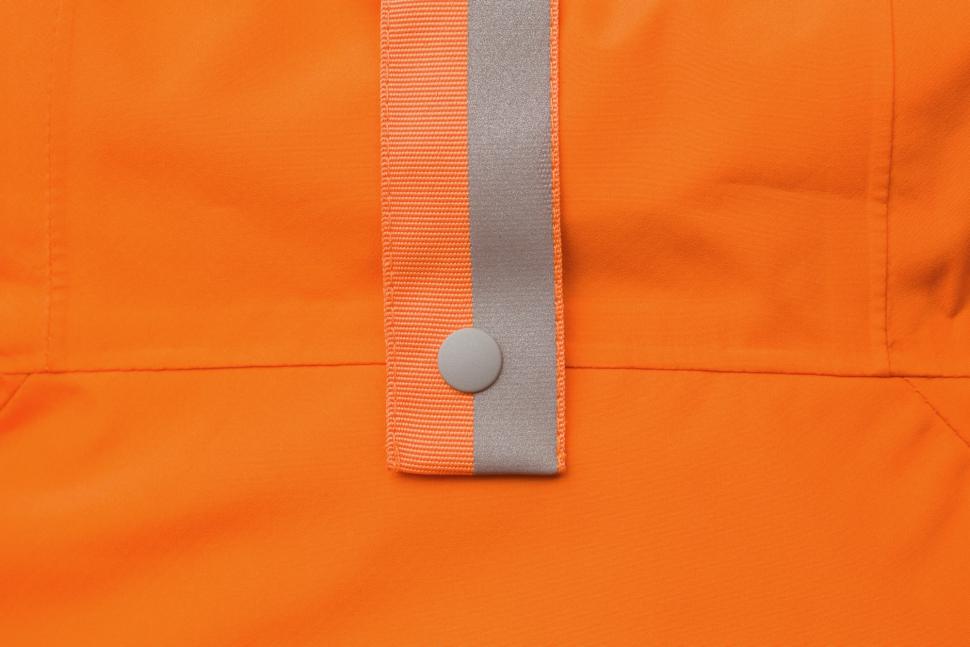 Rapha Commuter Jacket 2018 - 10.jpg