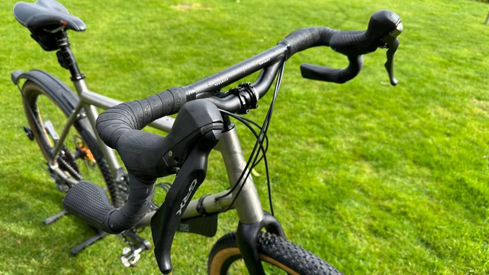 Redshift Top Shelf handlebar - Mike Stead 1.JPG