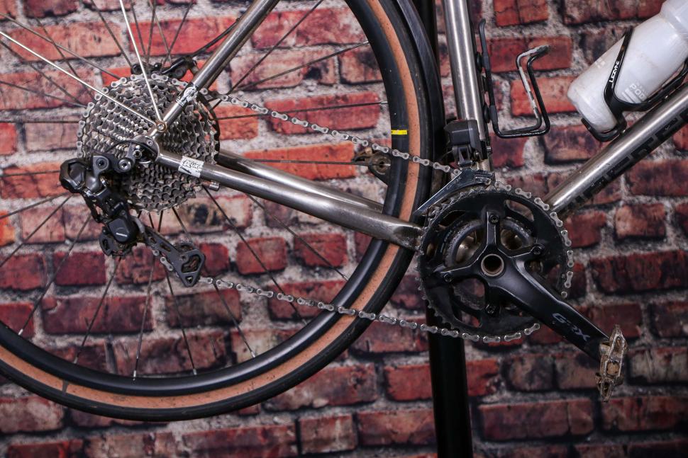 Replacing a bike chain - 05 - big-big chain position.jpg