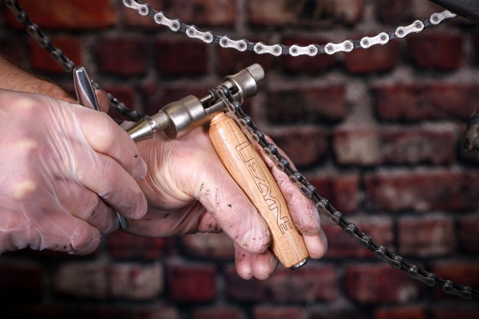 Replacing a bike chain - 11 - chain tool.jpg