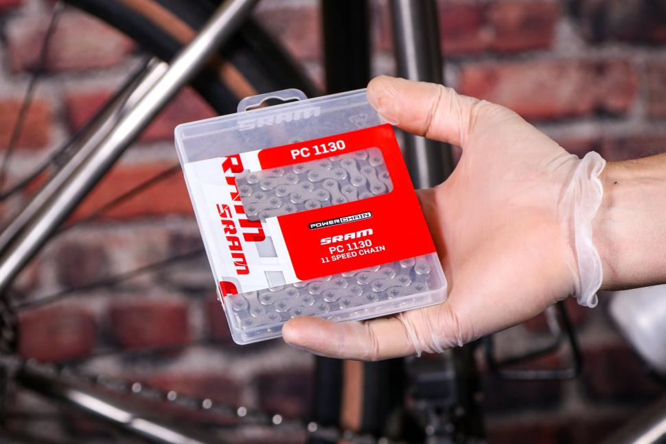 Replacing a bike chain - 30 - new chain.jpg