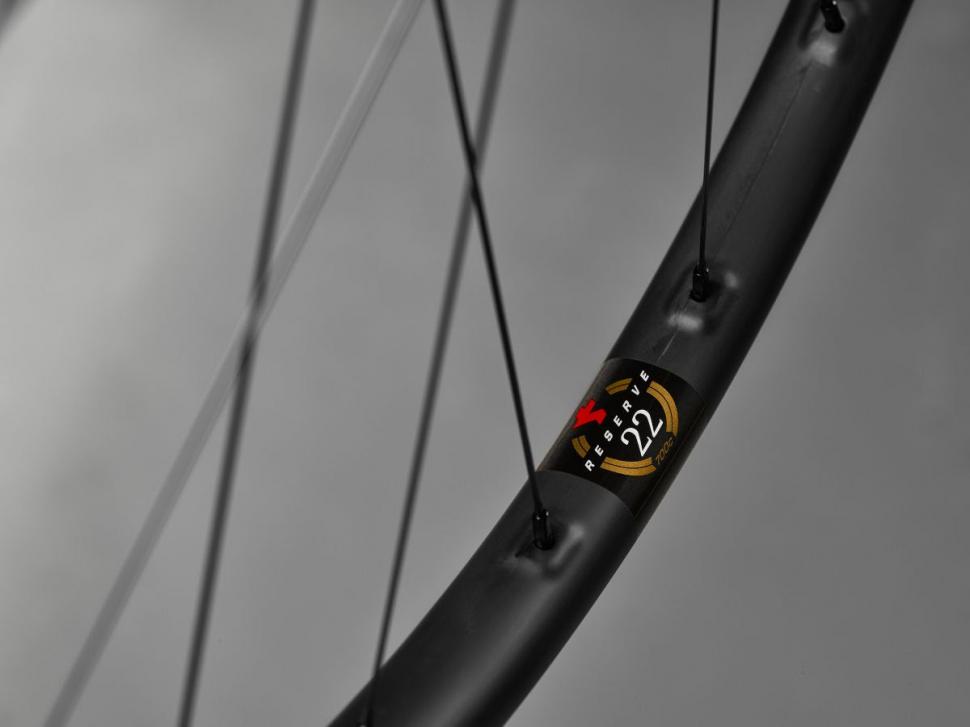 reserve carbon wheels3