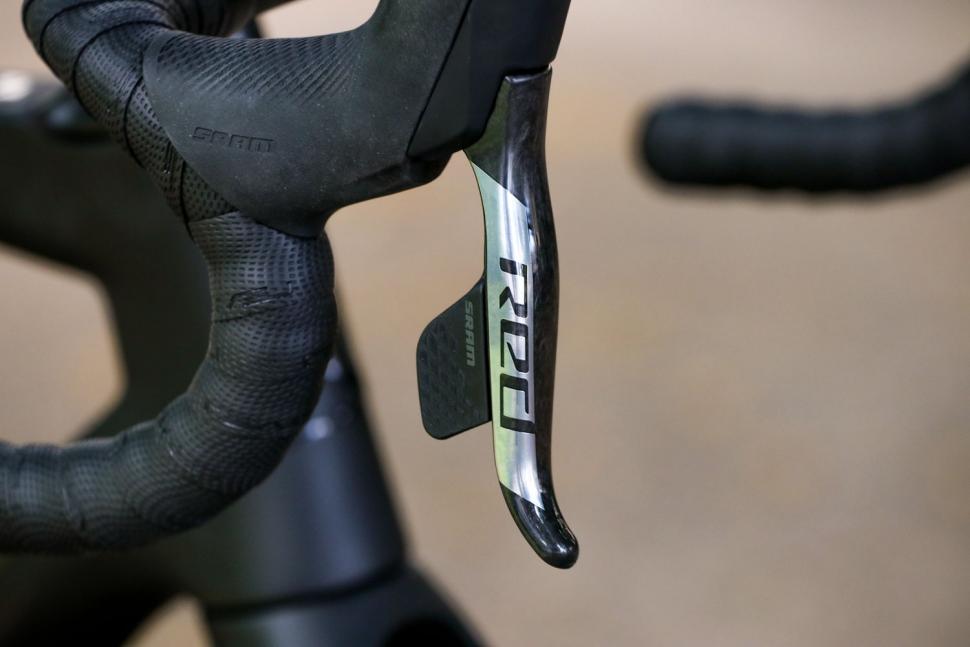 Ribble Endurance SL R Series Disc - shifter.jpg