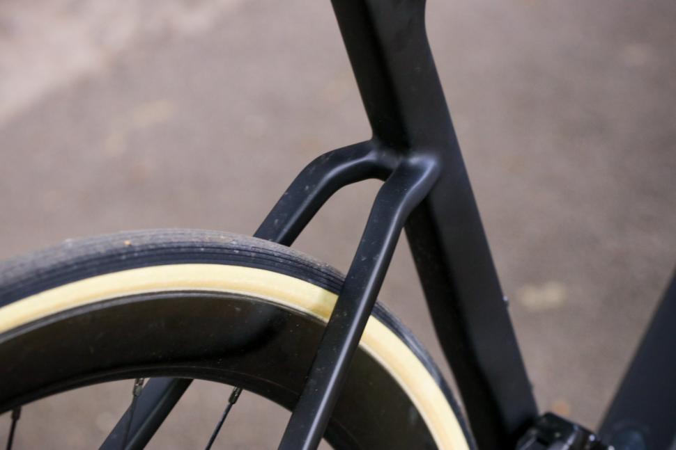 Ribble Endurance SL R Series Disc - stays.jpg
