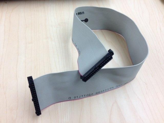 Ribbon cable - Rnewkirk7954 under CC BY-SA 3.0 on Wikimedia Commons