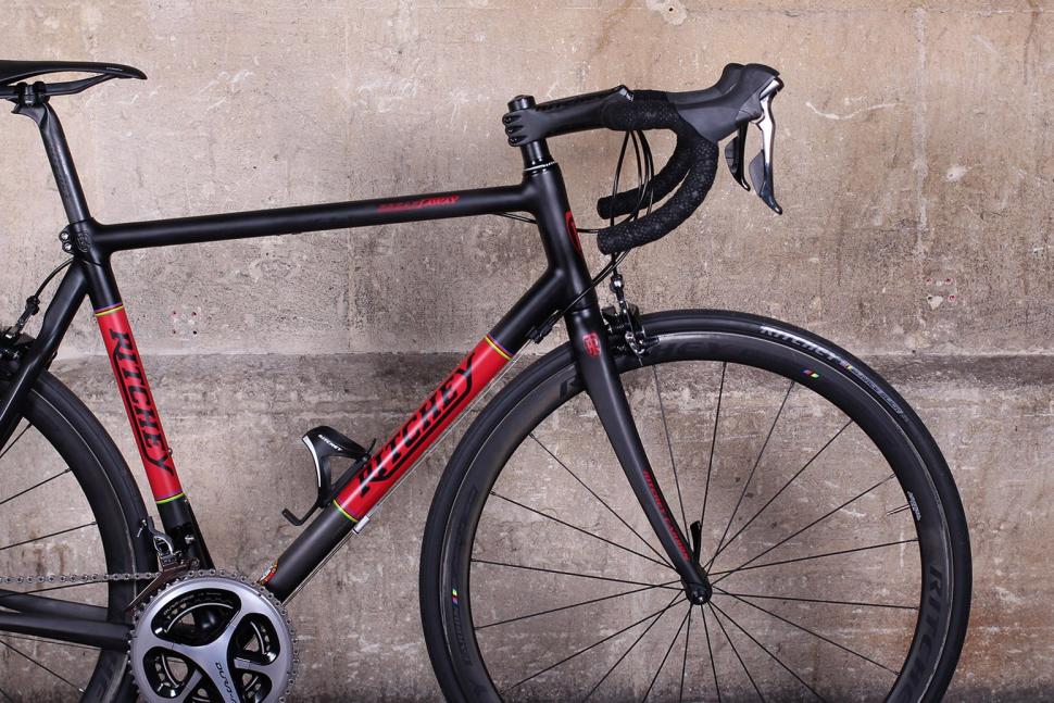 Ritchey Breakaway Carbon - front.jpg