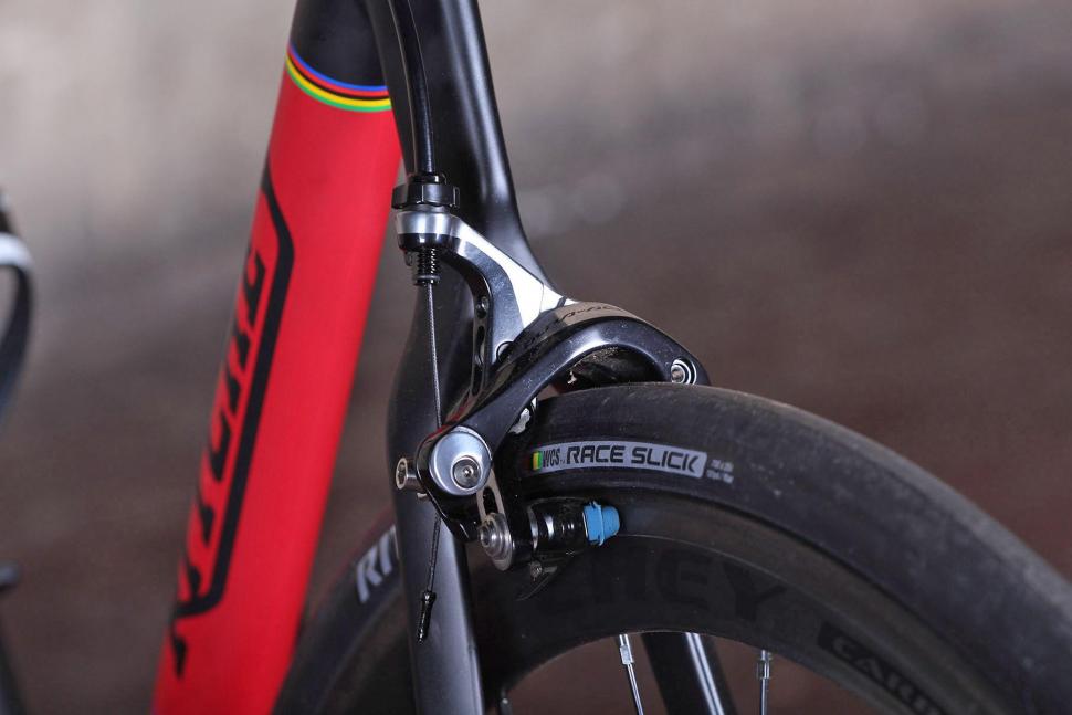 Ritchey Breakaway Carbon - rear brake.jpg