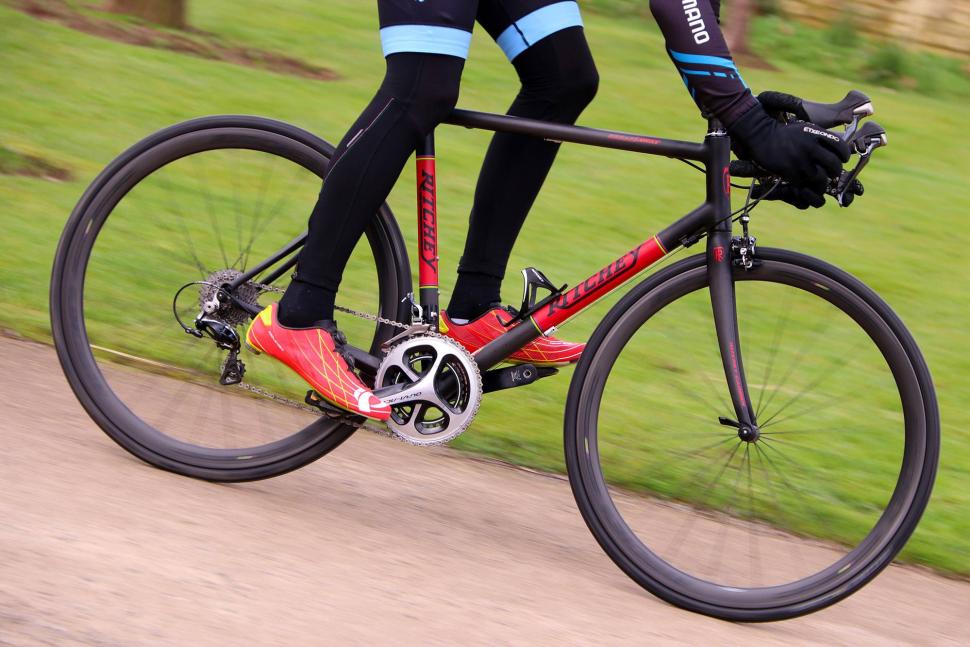 Ritchey Breakaway Carbon - riding 1.jpg