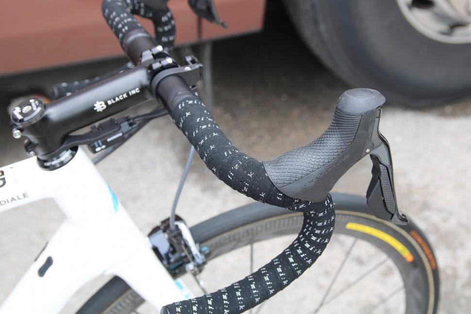 romain bardet handlebar - 1 (1).jpg
