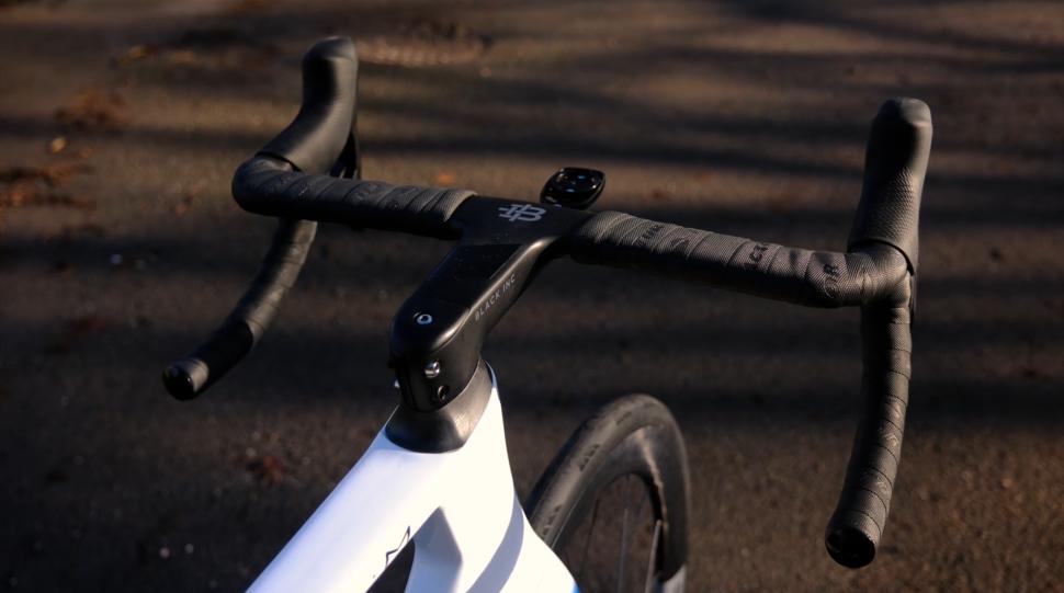 2025 Factor Ostro VAM bar width