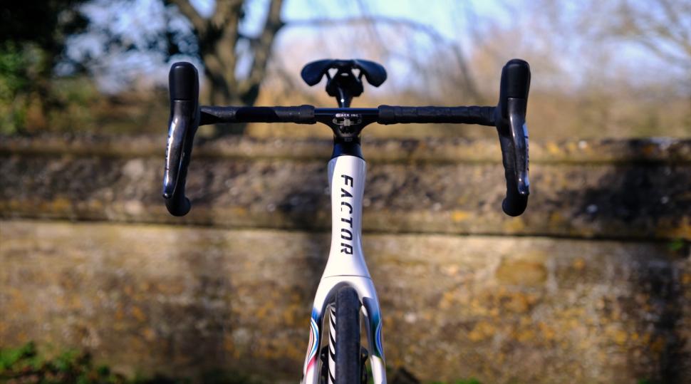 2025 Factor Ostro VAM front on