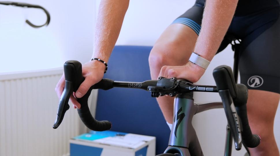 2025 Bike fit bar width