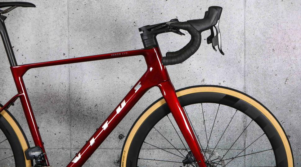 2025 Vitus Venon Evo spacers