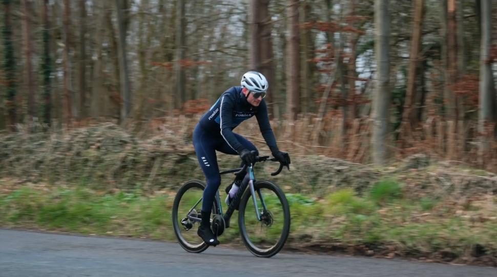 2025 strava watts test Jamie riding road.cc kit