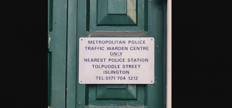 Cycle lane police van (credit: Matt Rawlinson)