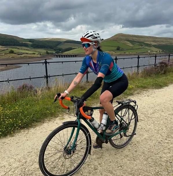 "World-first" prosthetic for cyclists