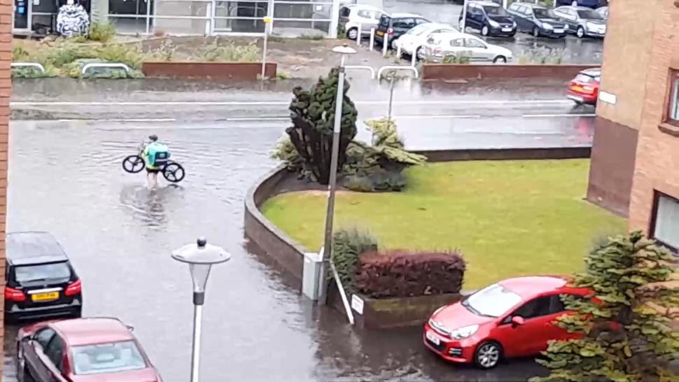 Uber Eats flood (screenshot via Laura Munro/Deadline News)