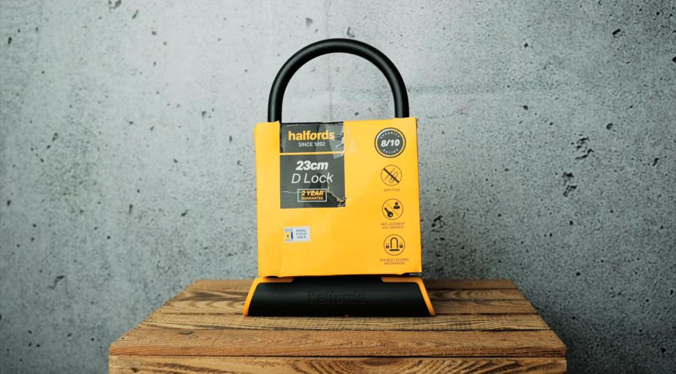2025 Bike locks testing Halfords 23cm D lock