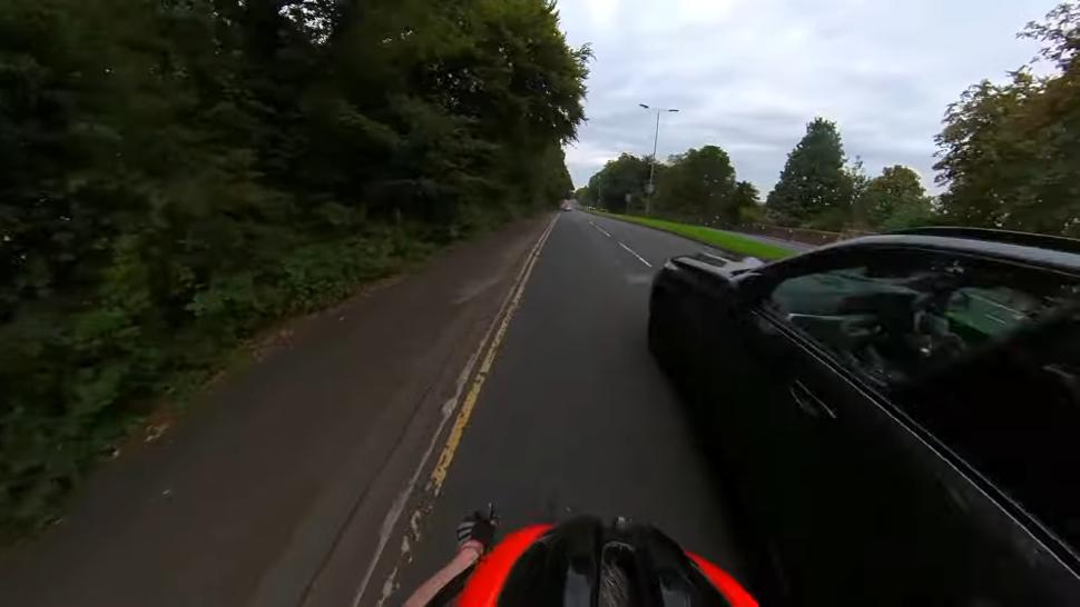 Cyclist films close pass and phone use (magnatom/YouTube)