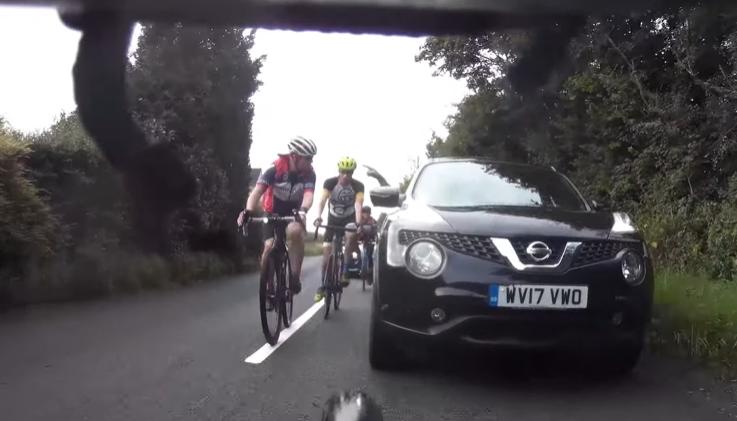 Swindon road rage assault (screenshot via Ady Short vid)