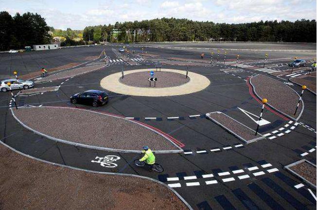 Transport Research Laboratory Dutch Roundabout
