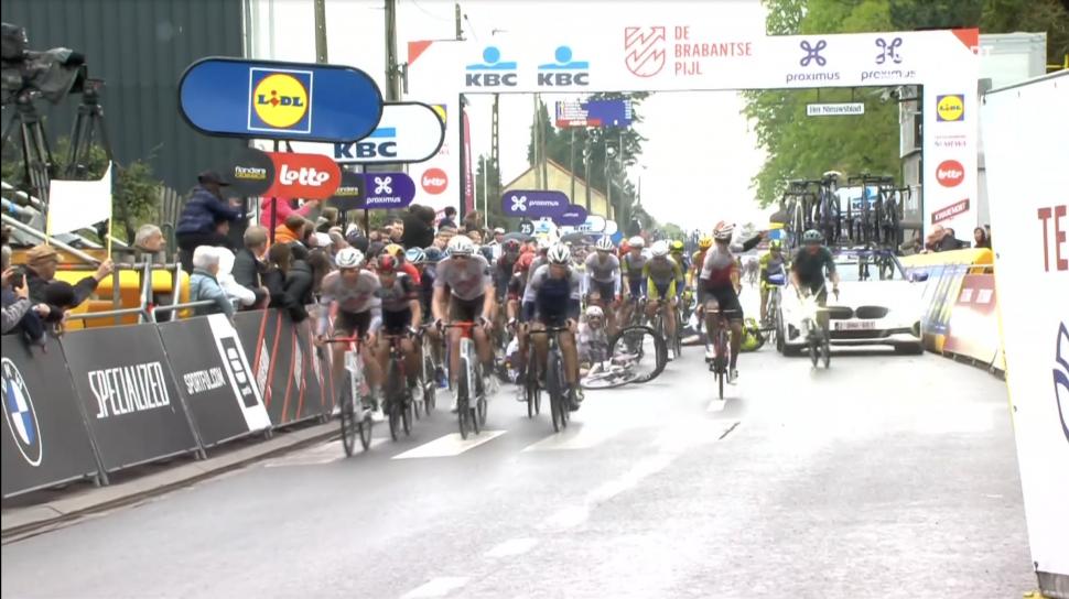 Brabantse Pijl crash