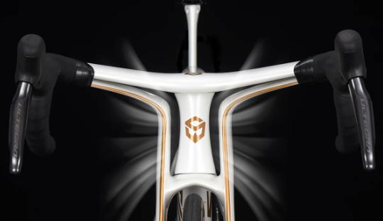 Sava Stjarn carbon roadbike funky fork from the front