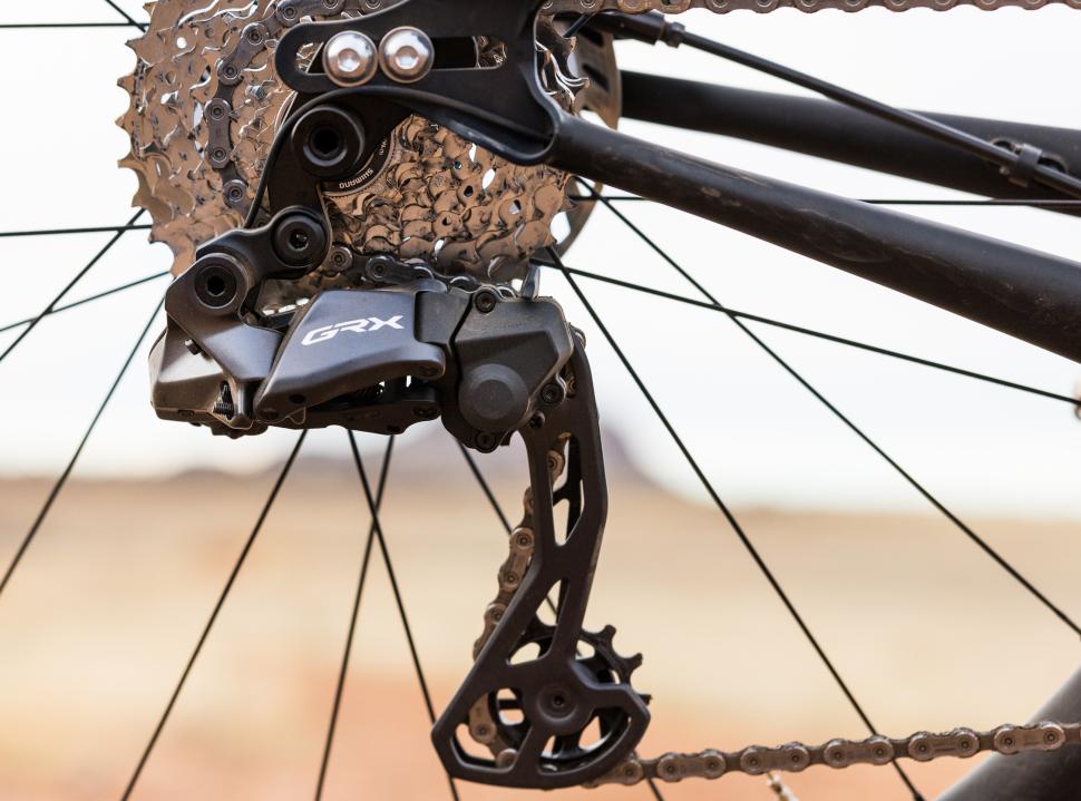2024 Shimano GRX 12-speed Di2 rear derailleur