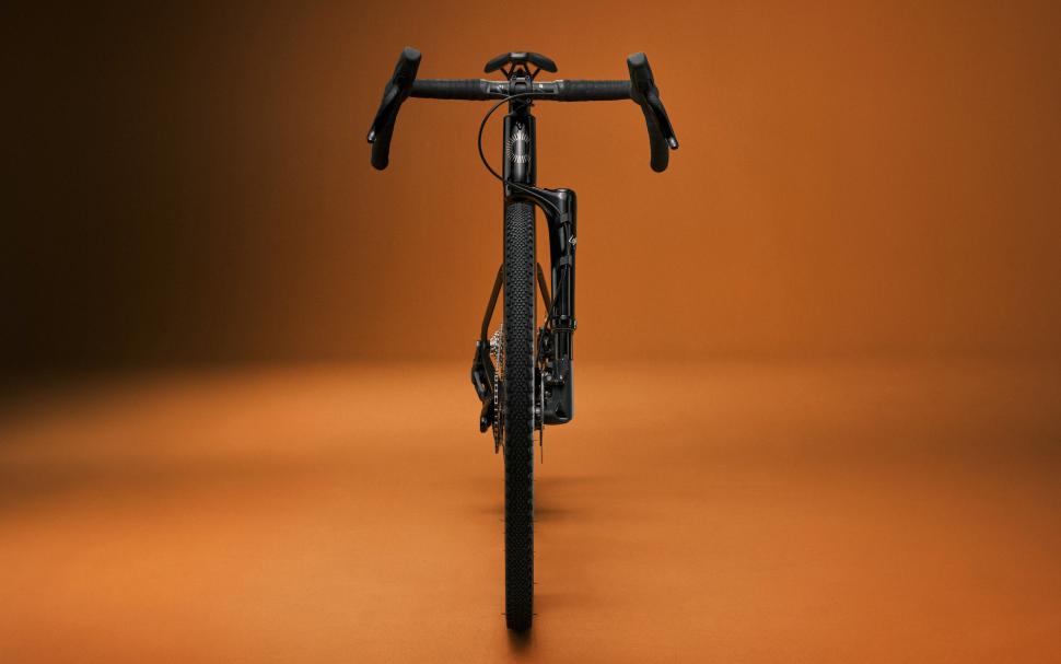 2025 Cannondale Topstone Carbon Lefty front end