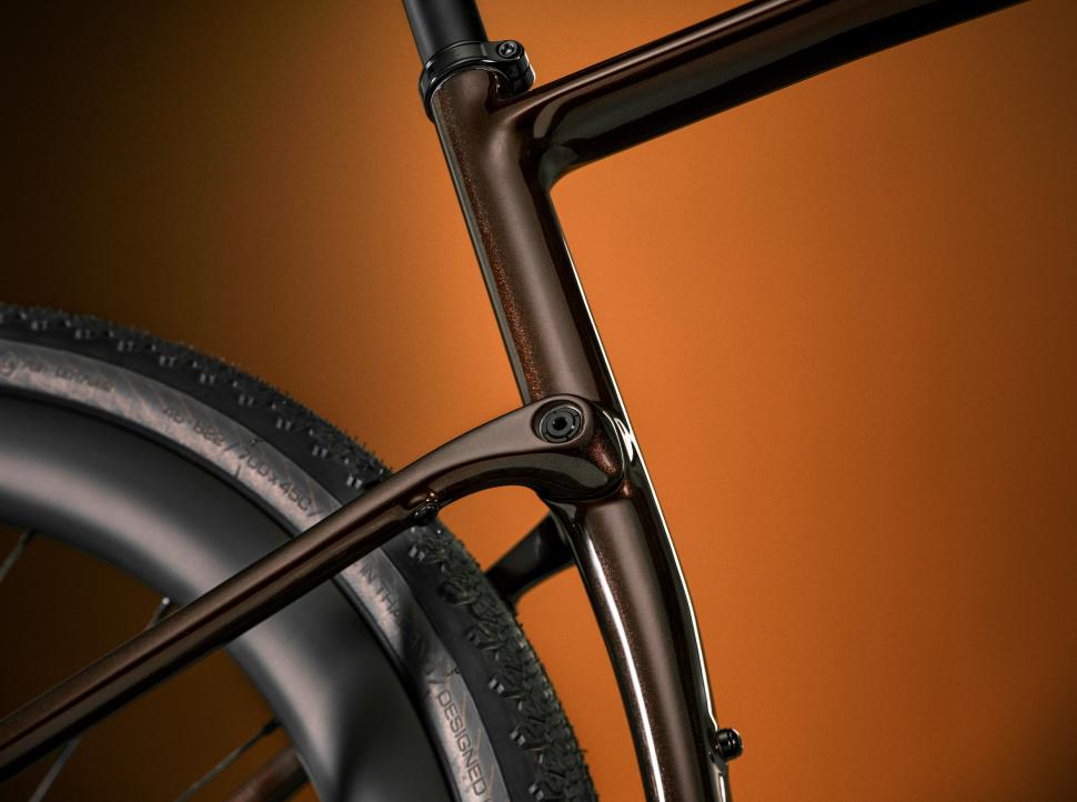 2025 Cannondale Topstone Carbon gravel bike KingPin suspension
