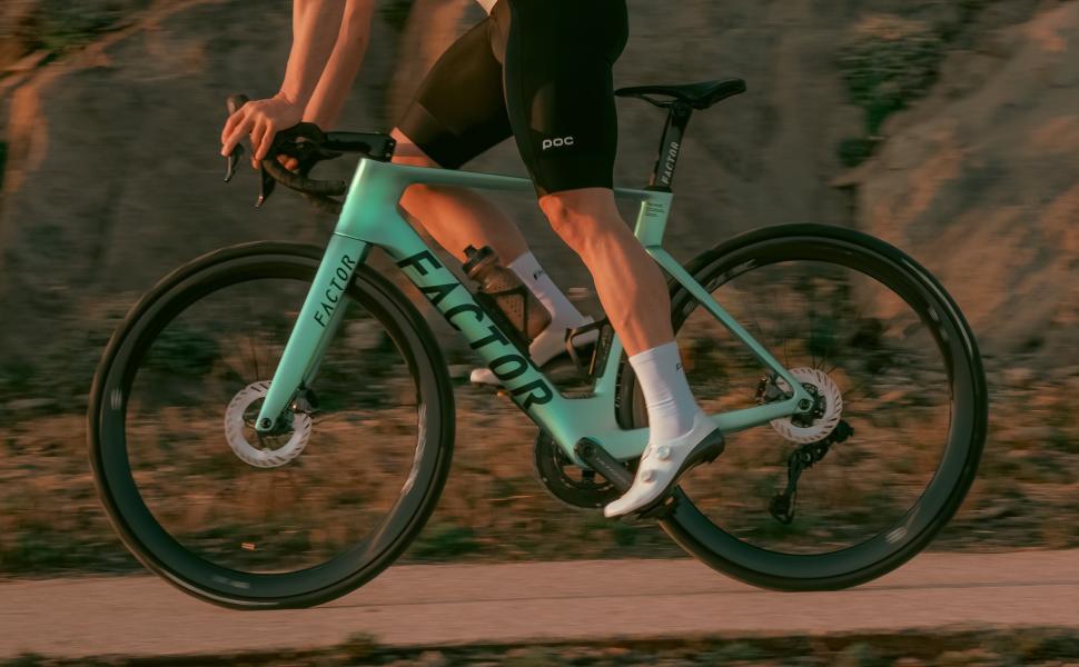 2025 Factor Monza aero bike riding shot