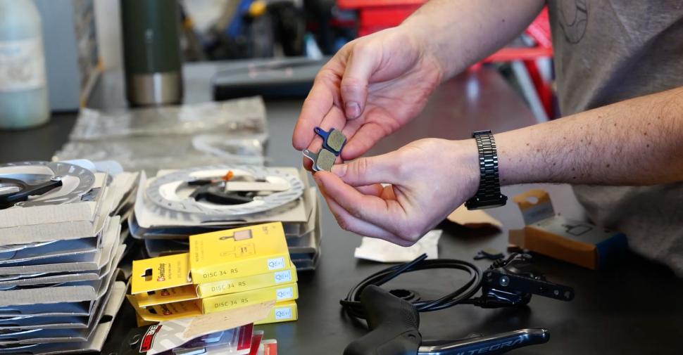 2025 expensive vs cheap brake pads