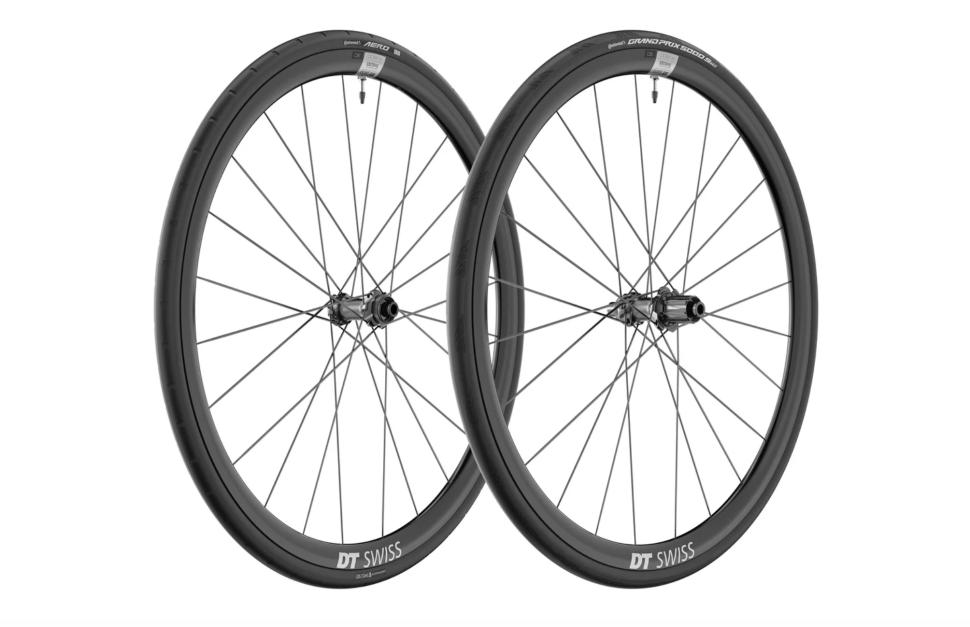 DT Swiss A 1800 Spline wheelset