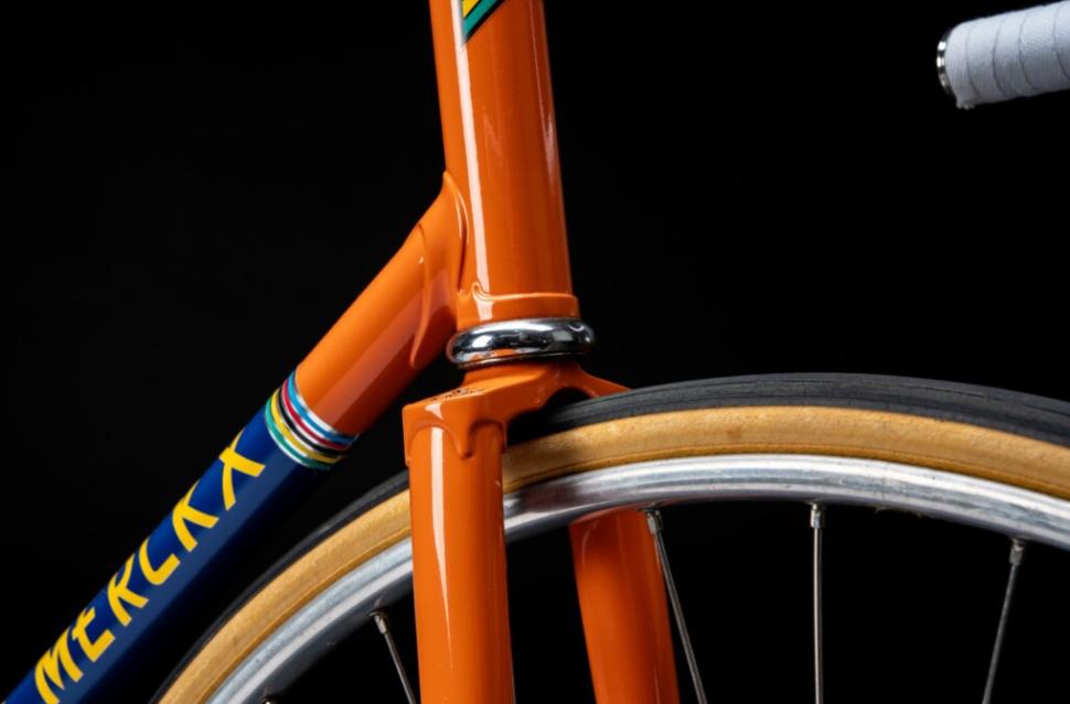 Restored Colnago track bike sells at auction