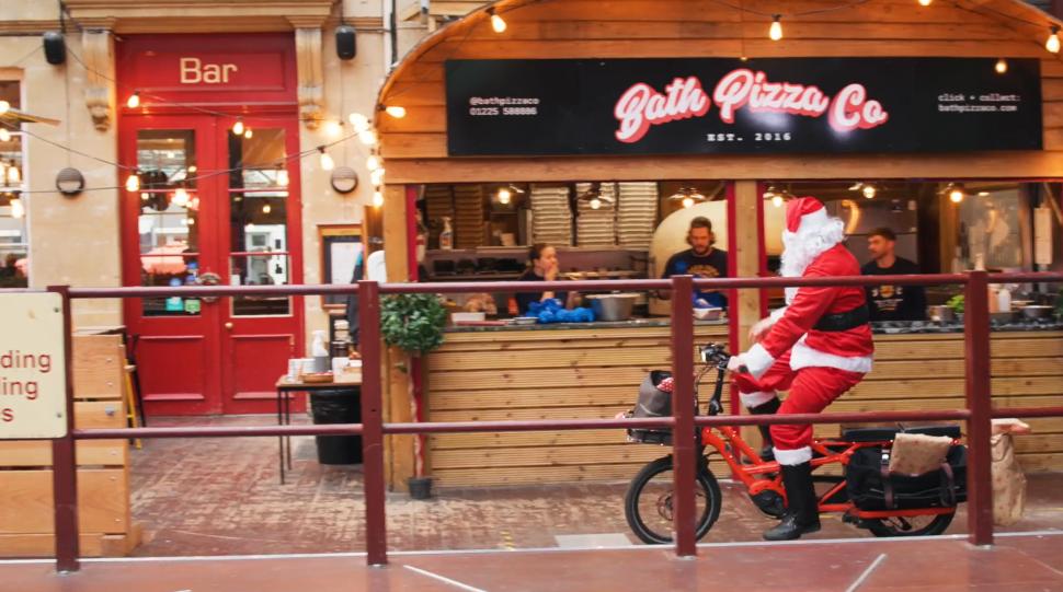 2023 Christmas video Santa riding cargo bike Tern GSD