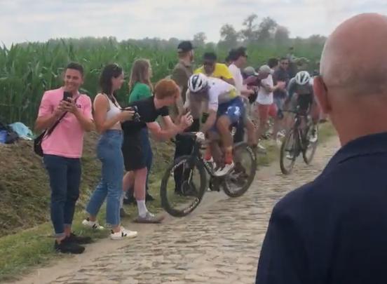 Tour de France stage five crash (screenshot Twitter video/ Victor Loy)