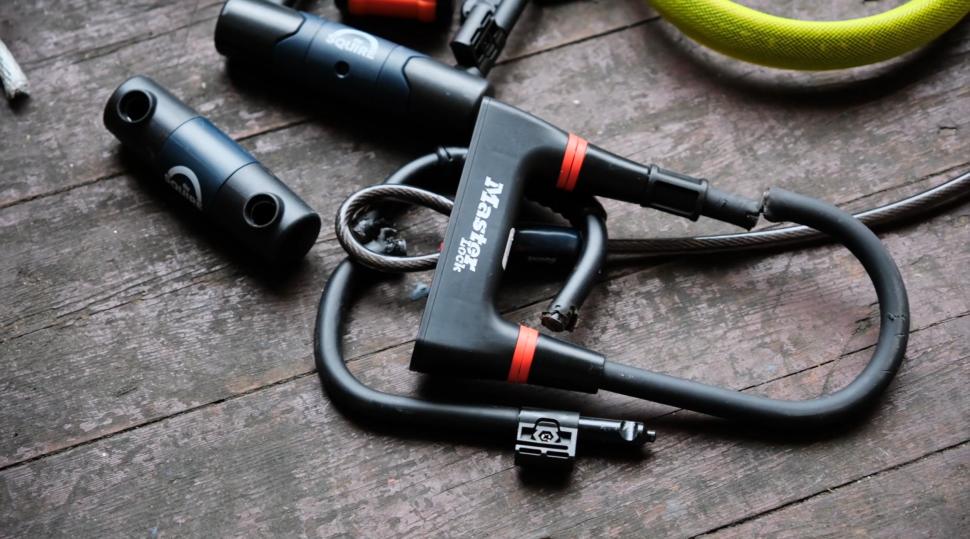 2025 Bike locks testing broken D lock