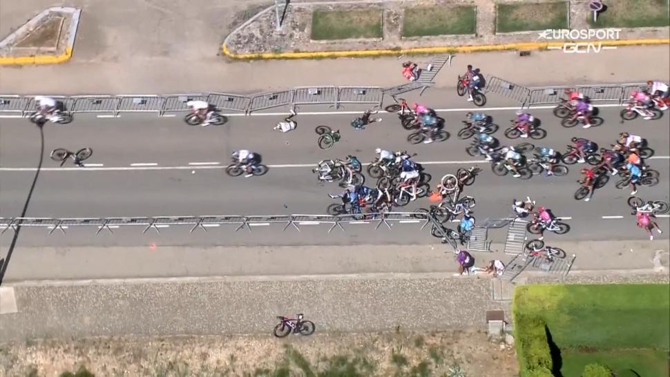 Burgos crash (GCN/Eurosport)