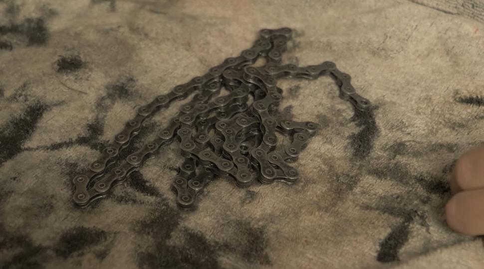 2024 chain cleaning grubby chain