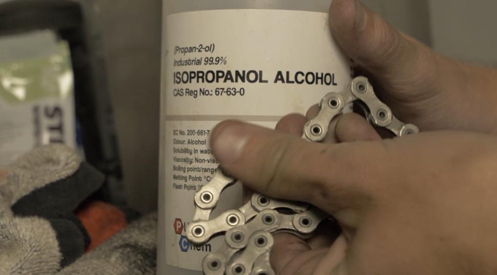 2024 chain cleaning alcohol and chain