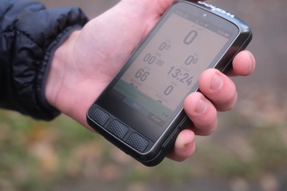 2024 Wahoo Elemnt Ace first ride review in hand 2